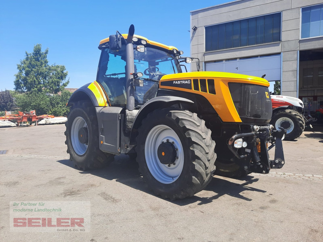 JCB Fastrac 8310 - Máy cày: hình 2 JCB Fastrac 8310 - Máy cày: hình 2
