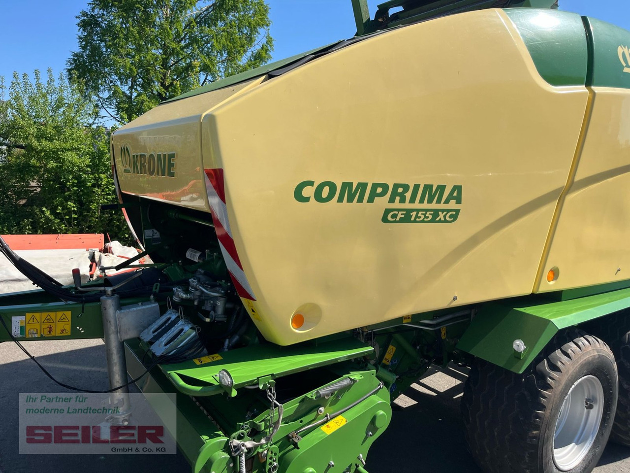 Krone Comprima CF 155 XC - Máy đóng kiện tròn: hình 2 Krone Comprima CF 155 XC - Máy đóng kiện tròn: hình 2