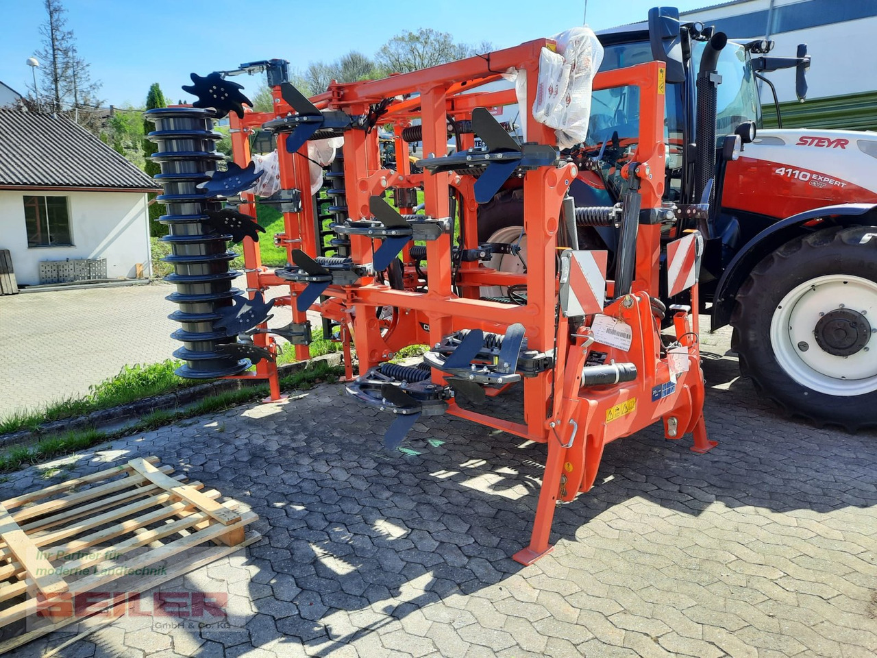 Kuhn Cultimer L 400 R NSM + T-Liner-Walze - Máy trồng trọt: hình 1 Kuhn Cultimer L 400 R NSM + T-Liner-Walze - Máy trồng trọt: hình 1