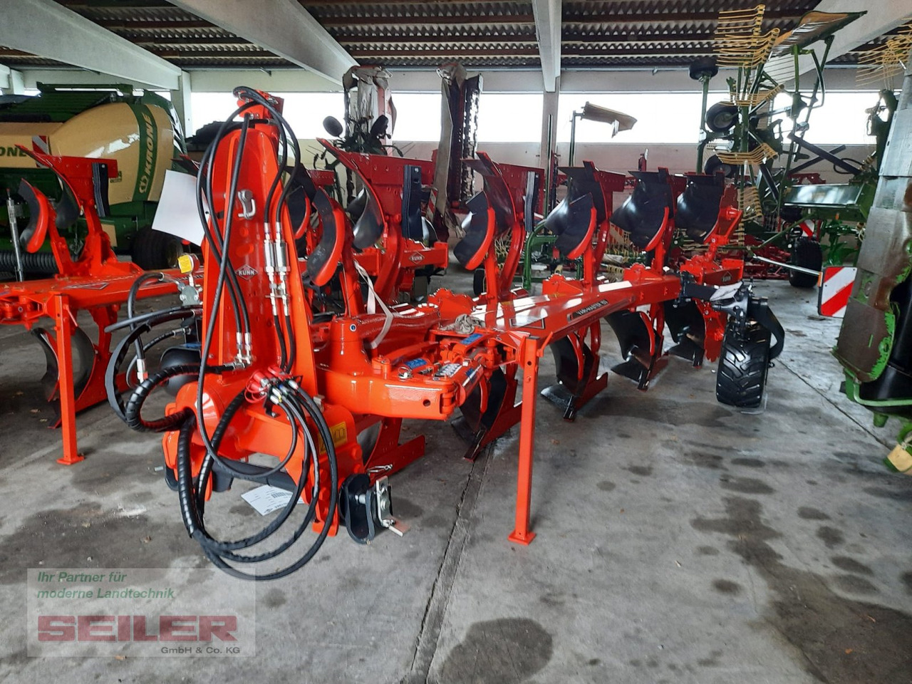 Kuhn Vari-Master 123T LPo 5-Schar - Cày: hình 1 Kuhn Vari-Master 123T LPo 5-Schar - Cày: hình 1