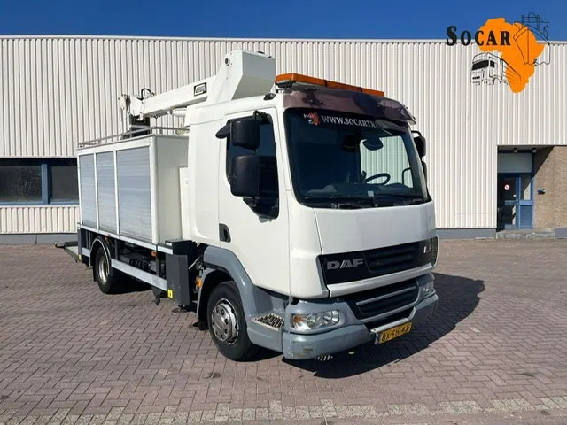 DAF LF 45.160 CUSTERS Hoogwerker 14,5 mtr / Skyworker 14,5mtr - Nền bục trên không gắn trên xe tải: hình 1 DAF LF 45.160 CUSTERS Hoogwerker 14,5 mtr / Skyworker 14,5mtr - Nền bục trên không gắn trên xe tải: hình 1