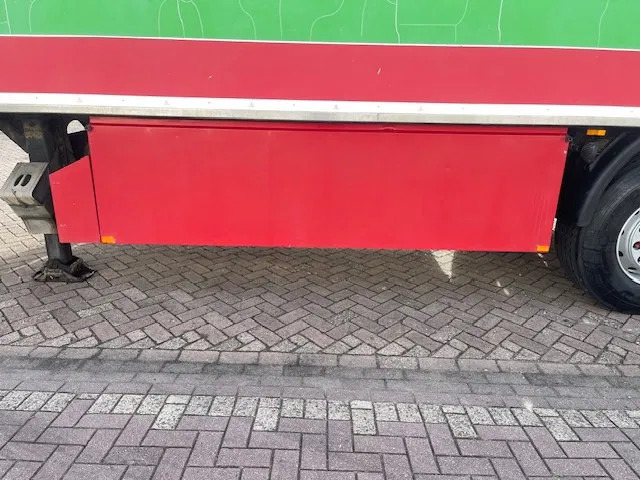 Kögel 3 AXELS (2X LIFT AXELS) DISK BRAKE 7CM FRIGO BOX - Sơ mi rơ moóc hộp kín: hình 5 Kögel 3 AXELS (2X LIFT AXELS) DISK BRAKE 7CM FRIGO BOX - Sơ mi rơ moóc hộp kín: hình 5