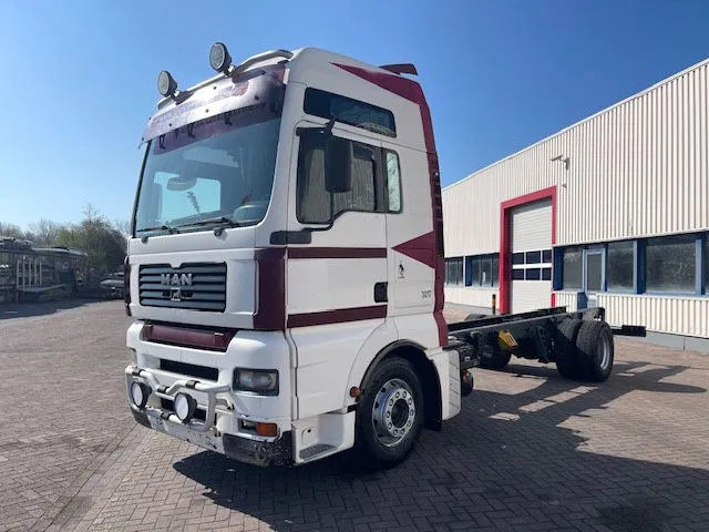 MAN TGA 18.460 Euro 3 Manual-gear Retarder - Xe tải khung gầm: hình 3 MAN TGA 18.460 Euro 3 Manual-gear Retarder - Xe tải khung gầm: hình 3