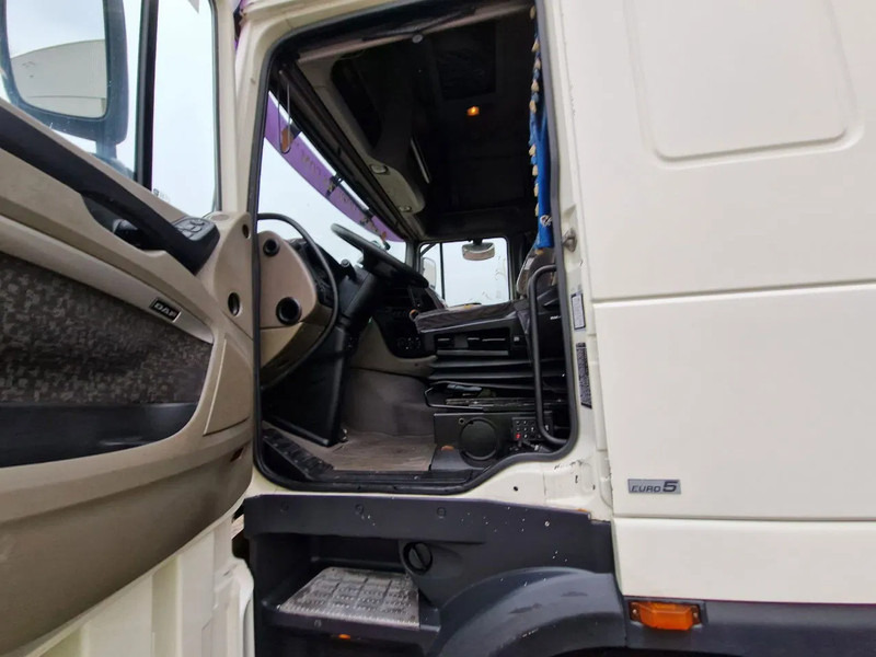 Xe đầu kéo DAF XF 105.510 Euro 5 Automatic Retarder: hình 8 Xe đầu kéo DAF XF 105.510 Euro 5 Automatic Retarder: hình 8