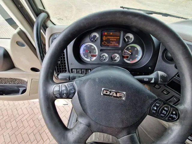 Xe đầu kéo DAF XF 105.510 Euro 5 Automatic Retarder: hình 12 Xe đầu kéo DAF XF 105.510 Euro 5 Automatic Retarder: hình 12