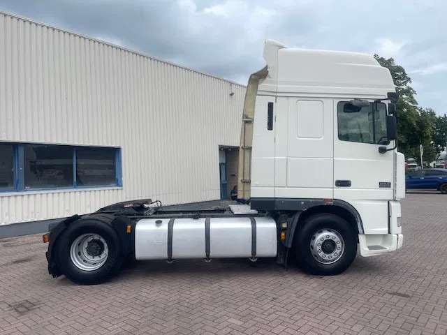 DAF XF 95.480 Euro 2 Manual-gear - Xe đầu kéo: hình 5 DAF XF 95.480 Euro 2 Manual-gear - Xe đầu kéo: hình 5