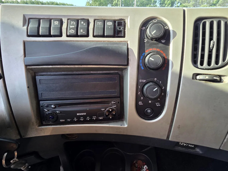 Xe đầu kéo Renault Premium 450 Manual gearbox 2 Tanks Retarder: hình 15 Xe đầu kéo Renault Premium 450 Manual gearbox 2 Tanks Retarder: hình 15