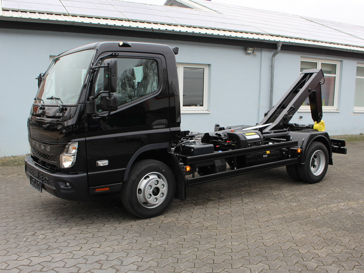 FUSO Canter FUSO 9C18 Duonic City Abrollkipper Black - Xe tải nâng móc, Xe cẩu tự hành: hình 3 FUSO Canter FUSO 9C18 Duonic City Abrollkipper Black - Xe tải nâng móc, Xe cẩu tự hành: hình 3