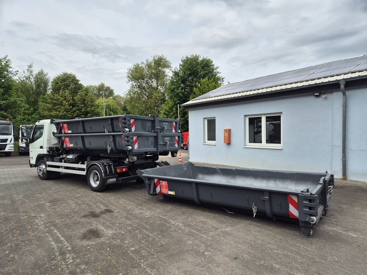 FUSO FUSO 9C18 40km/h City Abrollkipper WLF Swiss CH - Xe tải nâng móc: hình 3 FUSO FUSO 9C18 40km/h City Abrollkipper WLF Swiss CH - Xe tải nâng móc: hình 3