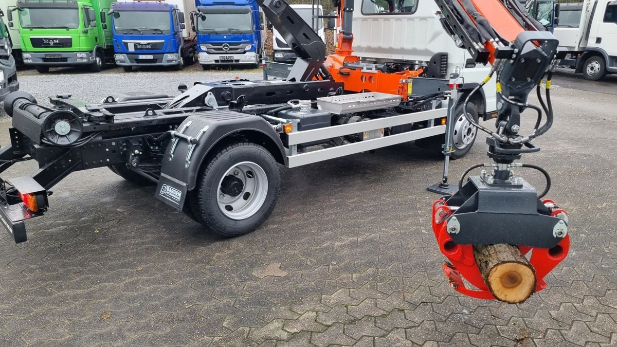 Xe tải nâng móc, Xe cẩu tự hành mới FUSO FUSO 9C18 City Abrollkipper + Z-Kran Recycling: hình 14