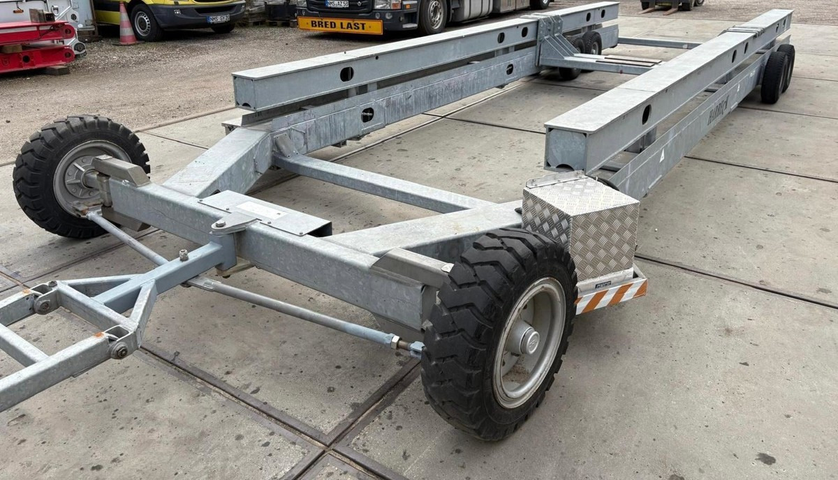 HARBECK Hafentrailer Harbeck LTS200 20t - Rơ moóc kéo thuyền: hình 2 HARBECK Hafentrailer Harbeck LTS200 20t - Rơ moóc kéo thuyền: hình 2
