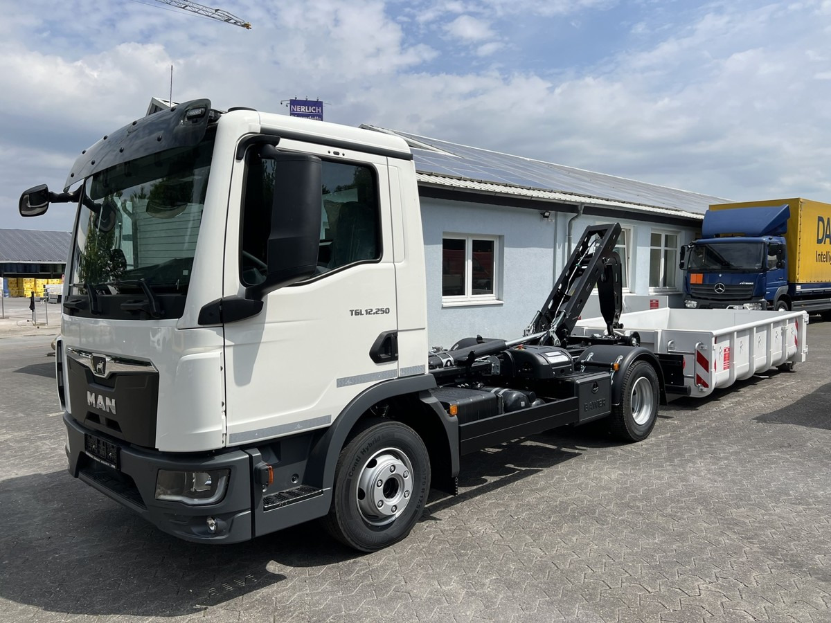 MAN TGL 12.250 BL NEU City Abrollkipper PowerMatic s - Xe tải nâng móc: hình 1 MAN TGL 12.250 BL NEU City Abrollkipper PowerMatic s - Xe tải nâng móc: hình 1