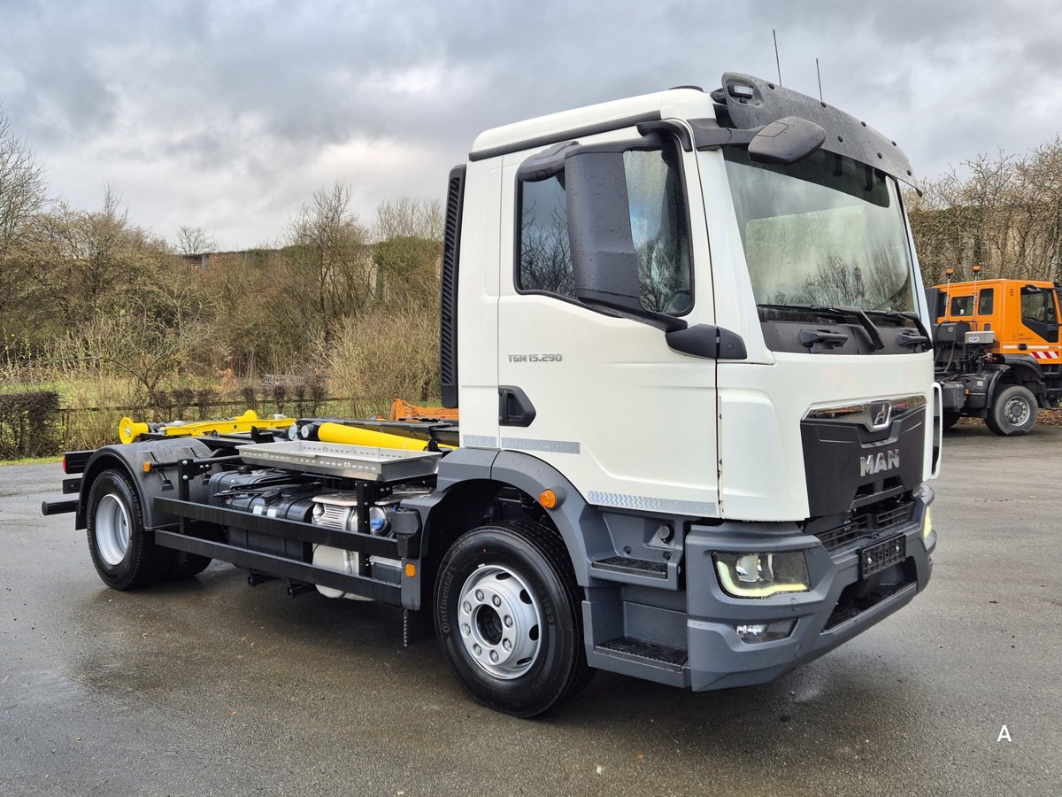 MAN TGM 15.290 BL Abrollkipper Multihook City+1570mm - Xe tải nâng móc: hình 3 MAN TGM 15.290 BL Abrollkipper Multihook City+1570mm - Xe tải nâng móc: hình 3