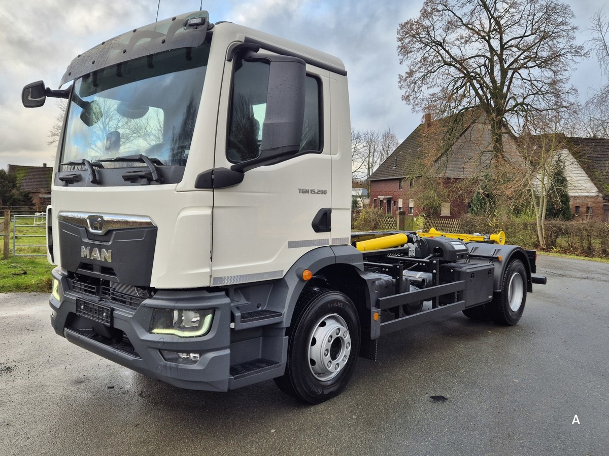 MAN TGM 15.290 BL Abrollkipper PowerMatic Standheiz. - Xe tải nâng móc: hình 3 MAN TGM 15.290 BL Abrollkipper PowerMatic Standheiz. - Xe tải nâng móc: hình 3