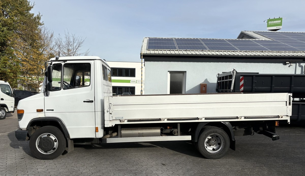 MERCEDES-BENZ Vario 816D Alupritsche 1 Hand - Xe tải nhỏ phẳng: hình 3 MERCEDES-BENZ Vario 816D Alupritsche 1 Hand - Xe tải nhỏ phẳng: hình 3