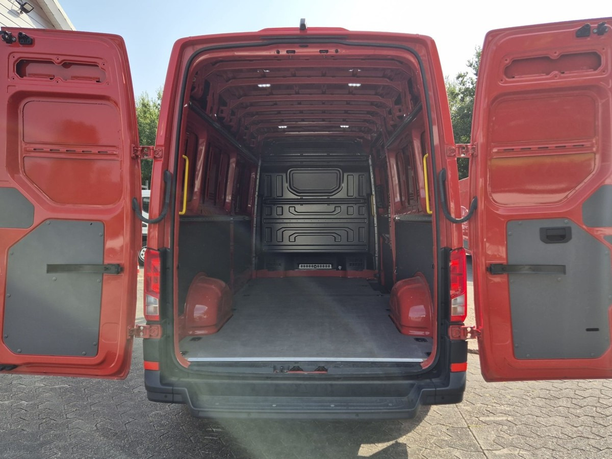 VW Crafter 35 Maxi L4H3 1Hand PDC - Xe van chở hàng: hình 4 VW Crafter 35 Maxi L4H3 1Hand PDC - Xe van chở hàng: hình 4