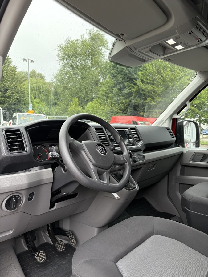 Xe van chở hàng VW Crafter 35 Maxi L4H3 1Hand PDC: hình 10