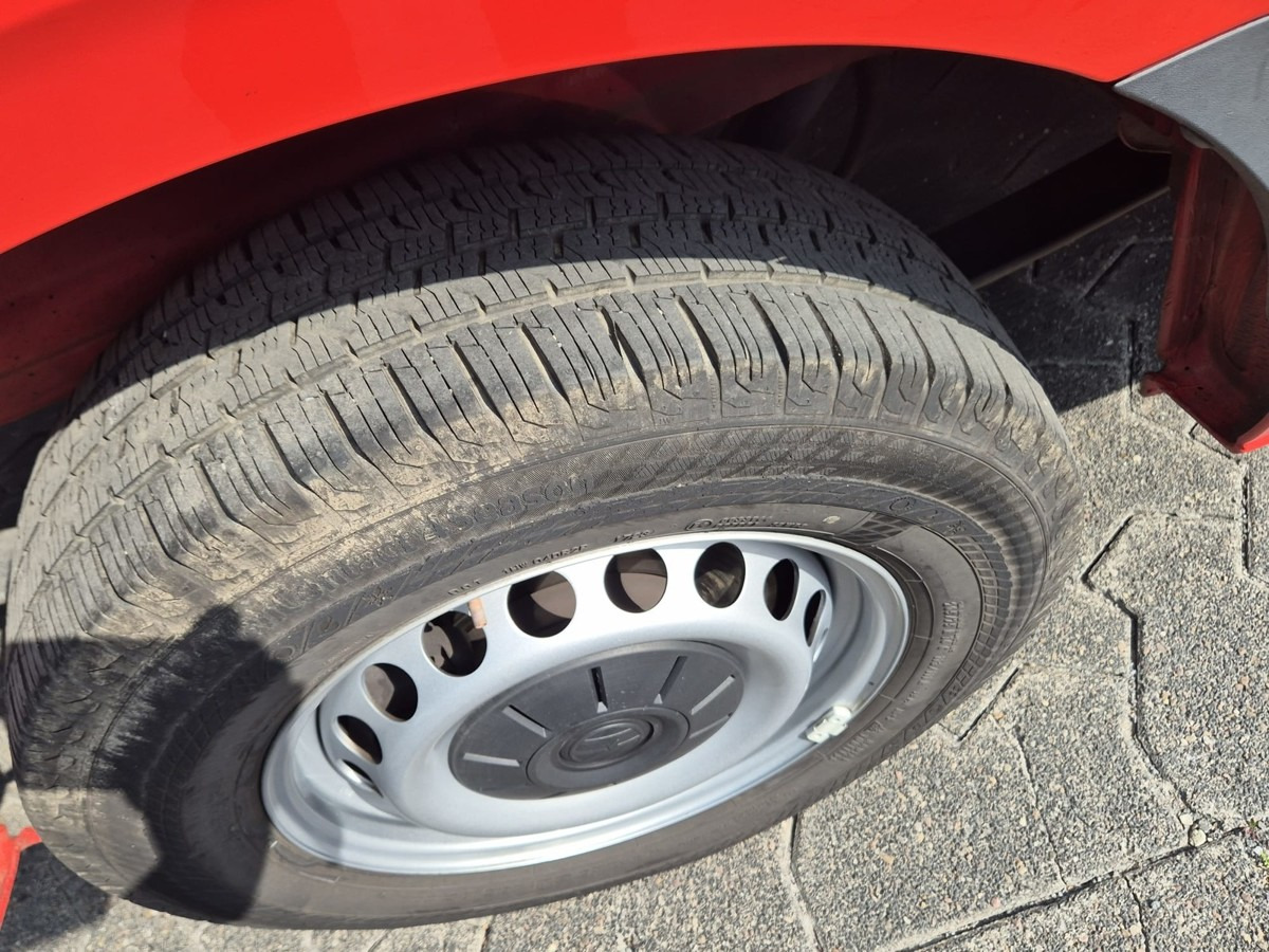 VW Crafter 35 Maxi L4H3 1Hand PDC - Xe van chở hàng: hình 5 VW Crafter 35 Maxi L4H3 1Hand PDC - Xe van chở hàng: hình 5