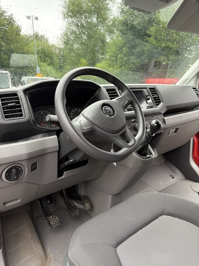 Xe van chở hàng VW Crafter 35 Maxi L4H3 1Hand PDC: hình 17 Xe van chở hàng VW Crafter 35 Maxi L4H3 1Hand PDC: hình 17