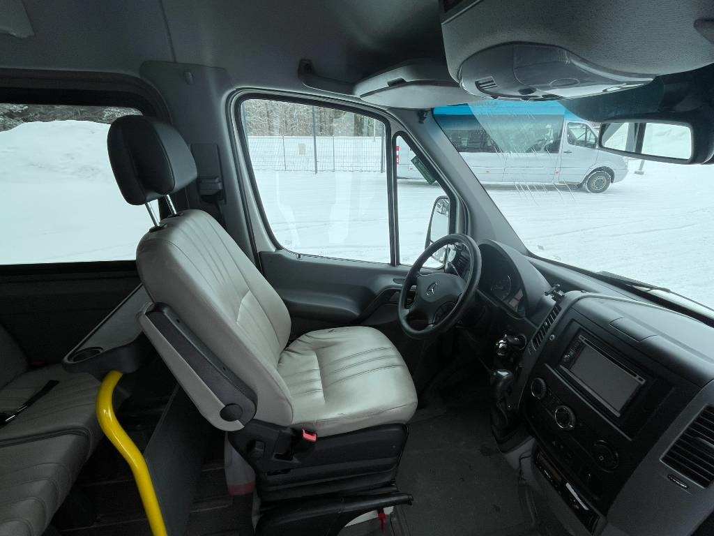 Mercedes-Benz Sprinter 516 CDI - Xe bus mini, Xe van chở khách: hình 5 Mercedes-Benz Sprinter 516 CDI - Xe bus mini, Xe van chở khách: hình 5