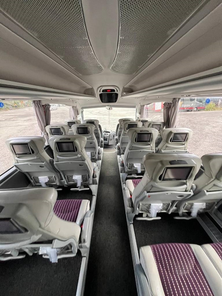 Xe đò Scania Irizar i6: hình 16