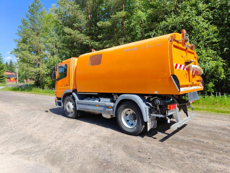 Bucher Cityfant 60 MB Atego - Xe quét đường: hình 3 Bucher Cityfant 60 MB Atego - Xe quét đường: hình 3