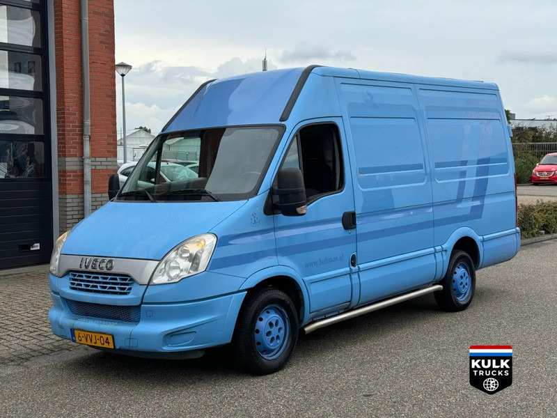 Iveco 35 S 13 - Xe van chở hàng: hình 4 Iveco 35 S 13 - Xe van chở hàng: hình 4