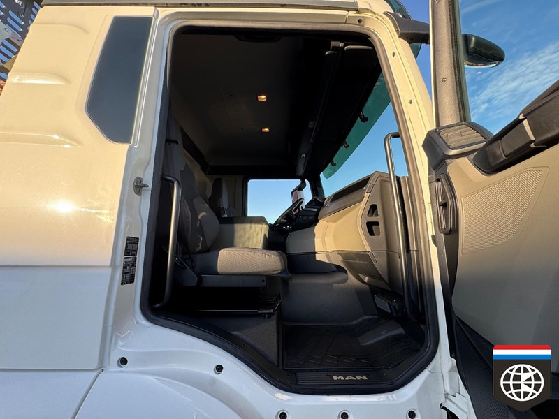 MAN TGX 26 470 PALLFINGER 19 - RETARDER - concoustaat - Xe cẩu tự hành: hình 4 MAN TGX 26 470 PALLFINGER 19 - RETARDER - concoustaat - Xe cẩu tự hành: hình 4