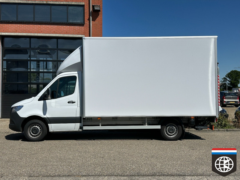 Mercedes-Benz Sprinter - Xe tải nhỏ thùng kín: hình 4 Mercedes-Benz Sprinter - Xe tải nhỏ thùng kín: hình 4