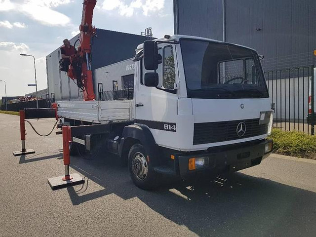 Mercedes-Benz OM366 814 - Cẩu bánh lốp: hình 4 Mercedes-Benz OM366 814 - Cẩu bánh lốp: hình 4