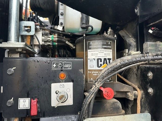 Máy xúc bánh lốp CAT M315F, OilQuick, Hammer- u- Greifersteuerung: hình 6