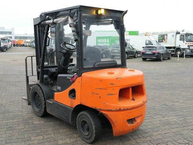 Doosan D35 C-5, 6m Hubhöhe, Freihub, 3,5to. Traglast - Xe nâng diesel: hình 4 Doosan D35 C-5, 6m Hubhöhe, Freihub, 3,5to. Traglast - Xe nâng diesel: hình 4