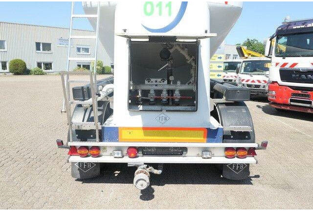 Feldbinder EUT 37.5, 1 Kammer, Luft-Lift, 27m³, SAF-Achsen - Sơ mi rơ moóc bồn: hình 5 Feldbinder EUT 37.5, 1 Kammer, Luft-Lift, 27m³, SAF-Achsen - Sơ mi rơ moóc bồn: hình 5