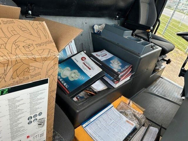 Grove GMK6300 KRAN 300/330 Tonnen - Cần cẩu tháp: hình 4 Grove GMK6300 KRAN 300/330 Tonnen - Cần cẩu tháp: hình 4