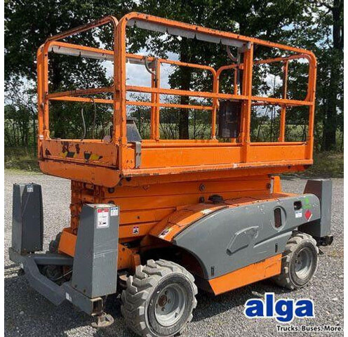 Haulotte Compact 12 DX, Geländegängig, Kubota, 12,15m - Máy nâng người hình kéo: hình 1 Haulotte Compact 12 DX, Geländegängig, Kubota, 12,15m - Máy nâng người hình kéo: hình 1