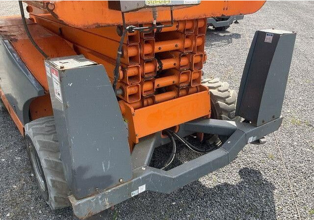 Haulotte Compact 12 DX, Geländegängig, Kubota, 12,15m - Máy nâng người hình kéo: hình 5 Haulotte Compact 12 DX, Geländegängig, Kubota, 12,15m - Máy nâng người hình kéo: hình 5