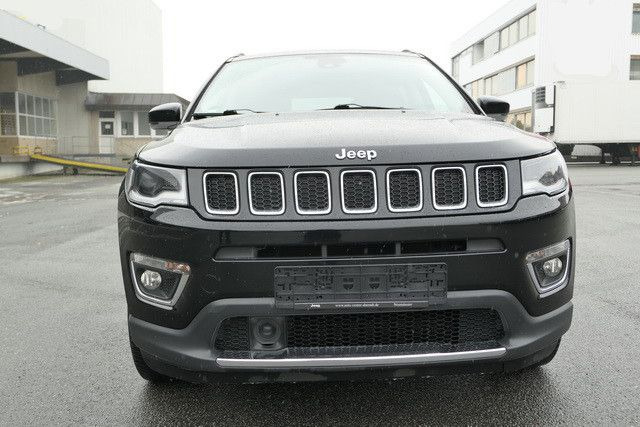 Jeep Compass Limited 4WD/AHK/Klima - SUV: hình 2 Jeep Compass Limited 4WD/AHK/Klima - SUV: hình 2