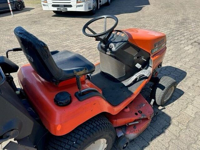 Kubota G 18 - Máy cắt cỏ vườn: hình 4 Kubota G 18 - Máy cắt cỏ vườn: hình 4