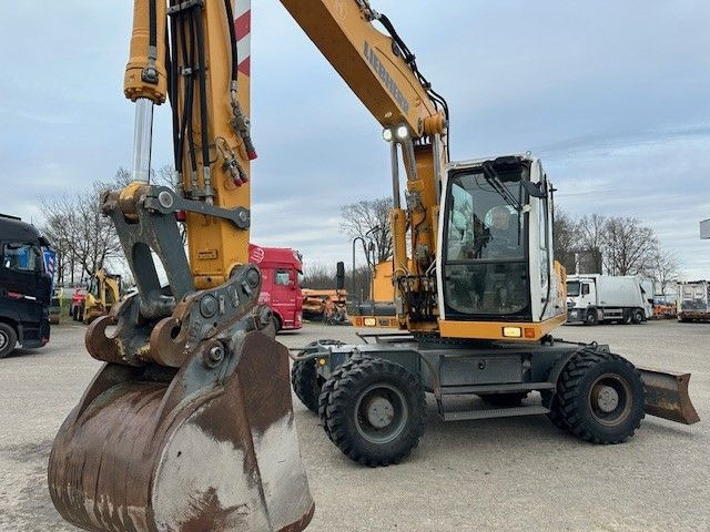 Liebherr A 904 C Litronic/SW System SW48/Klima/Kamera - Máy xúc bánh lốp: hình 4 Liebherr A 904 C Litronic/SW System SW48/Klima/Kamera - Máy xúc bánh lốp: hình 4
