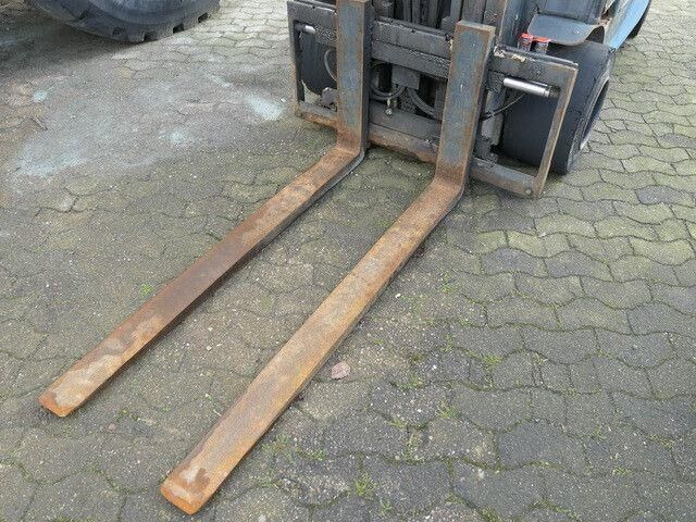 Linde E35L-01, Traglast 3.500kg., Hubhöhe 3.750mm - Xe nâng: hình 2 Linde E35L-01, Traglast 3.500kg., Hubhöhe 3.750mm - Xe nâng: hình 2