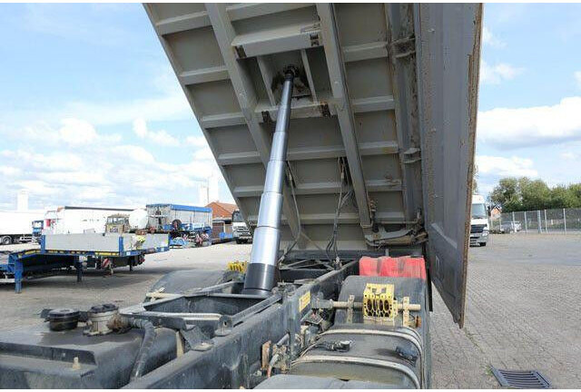 MAN 41.470 TGS 8x4, Bordmatik, Anbauplatte, Kombitür - Xe ben: hình 4 MAN 41.470 TGS 8x4, Bordmatik, Anbauplatte, Kombitür - Xe ben: hình 4