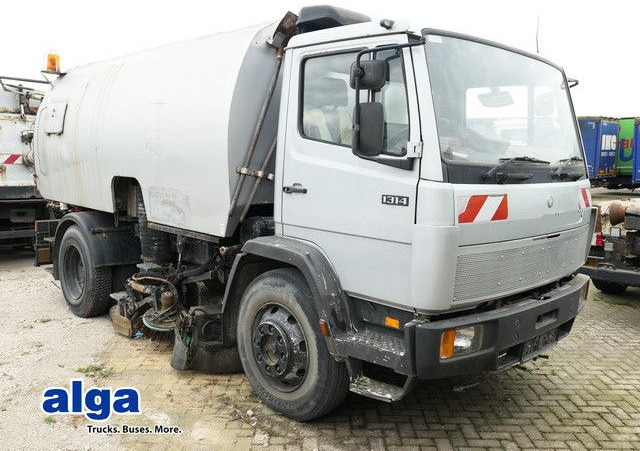 Mercedes-Benz 1314 KO 4x2, Schörling TSZ 94, Blattfederung - Xe quét đường: hình 1 Mercedes-Benz 1314 KO 4x2, Schörling TSZ 94, Blattfederung - Xe quét đường: hình 1