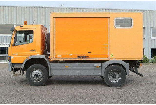 Mercedes-Benz 1518 A Atego 4X4, Klima, AHK, Allrad, Rolltor - Xe tải hộp: hình 2 Mercedes-Benz 1518 A Atego 4X4, Klima, AHK, Allrad, Rolltor - Xe tải hộp: hình 2