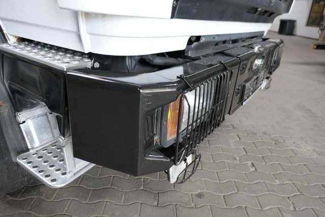 Mercedes-Benz 1820 AK 4x4, HMF 1003 K2, Allrad, AHK, Blattfed. - Xe ben, Xe cẩu tự hành: hình 4 Mercedes-Benz 1820 AK 4x4, HMF 1003 K2, Allrad, AHK, Blattfed. - Xe ben, Xe cẩu tự hành: hình 4