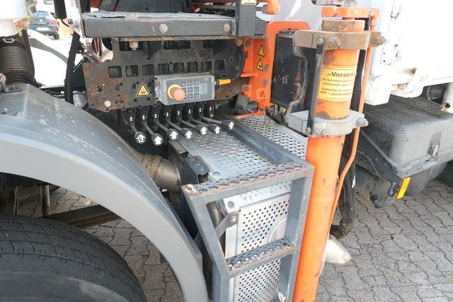 Xe ben, Xe cẩu tự hành Mercedes-Benz 1829 K Axor, Atlas 116.3-A2L, AHK, Greifer,Klima: hình 9