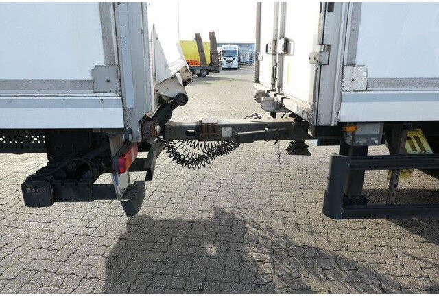 Mercedes-Benz 2543 L Antos 6x2, 37 Paletten, Kompl. Zug, TOP - Xe tải đông lạnh: hình 5 Mercedes-Benz 2543 L Antos 6x2, 37 Paletten, Kompl. Zug, TOP - Xe tải đông lạnh: hình 5