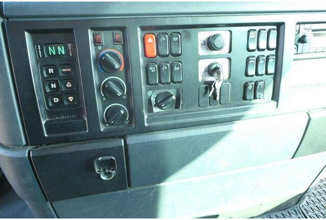 Cho thuê Mercedes-Benz 2633 L ECONIC, HN-Schörling, Zöller, gelenkt, AC Mercedes-Benz 2633 L ECONIC, HN-Schörling, Zöller, gelenkt, AC: hình 13 Cho thuê Mercedes-Benz 2633 L ECONIC, HN-Schörling, Zöller, gelenkt, AC Mercedes-Benz 2633 L ECONIC, HN-Schörling, Zöller, gelenkt, AC: hình 13