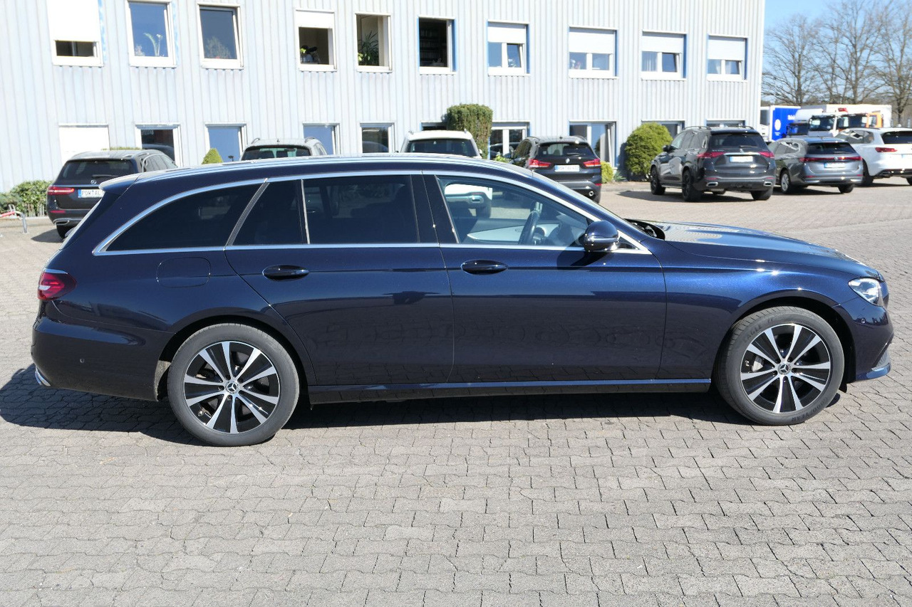 Mercedes-Benz E 300 de 4Matic/AHK/Klima - Xe hơi: hình 4 Mercedes-Benz E 300 de 4Matic/AHK/Klima - Xe hơi: hình 4