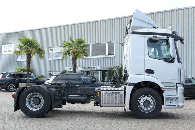Mercedes-Benz 1836 LS Actros 4x2, ADR, Navi, Klima, 2.000km - Xe đầu kéo: hình 2 Mercedes-Benz 1836 LS Actros 4x2, ADR, Navi, Klima, 2.000km - Xe đầu kéo: hình 2