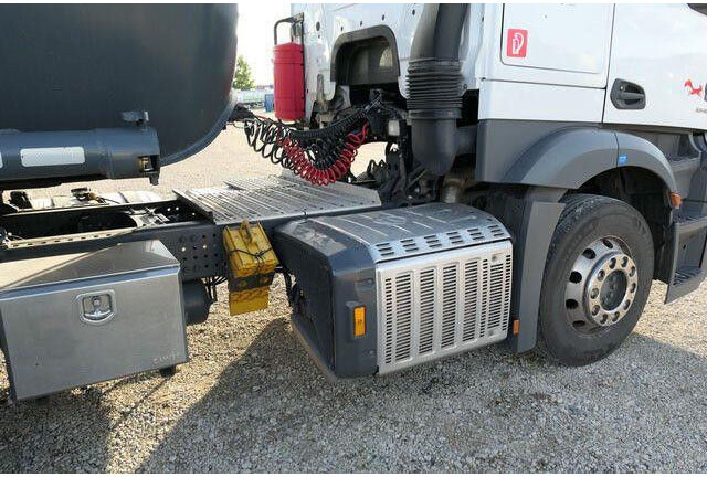 Mercedes-Benz 1846 Actros 4x2, Hydr., ADR, Leicht, Klima, Navi - Xe đầu kéo: hình 5 Mercedes-Benz 1846 Actros 4x2, Hydr., ADR, Leicht, Klima, Navi - Xe đầu kéo: hình 5